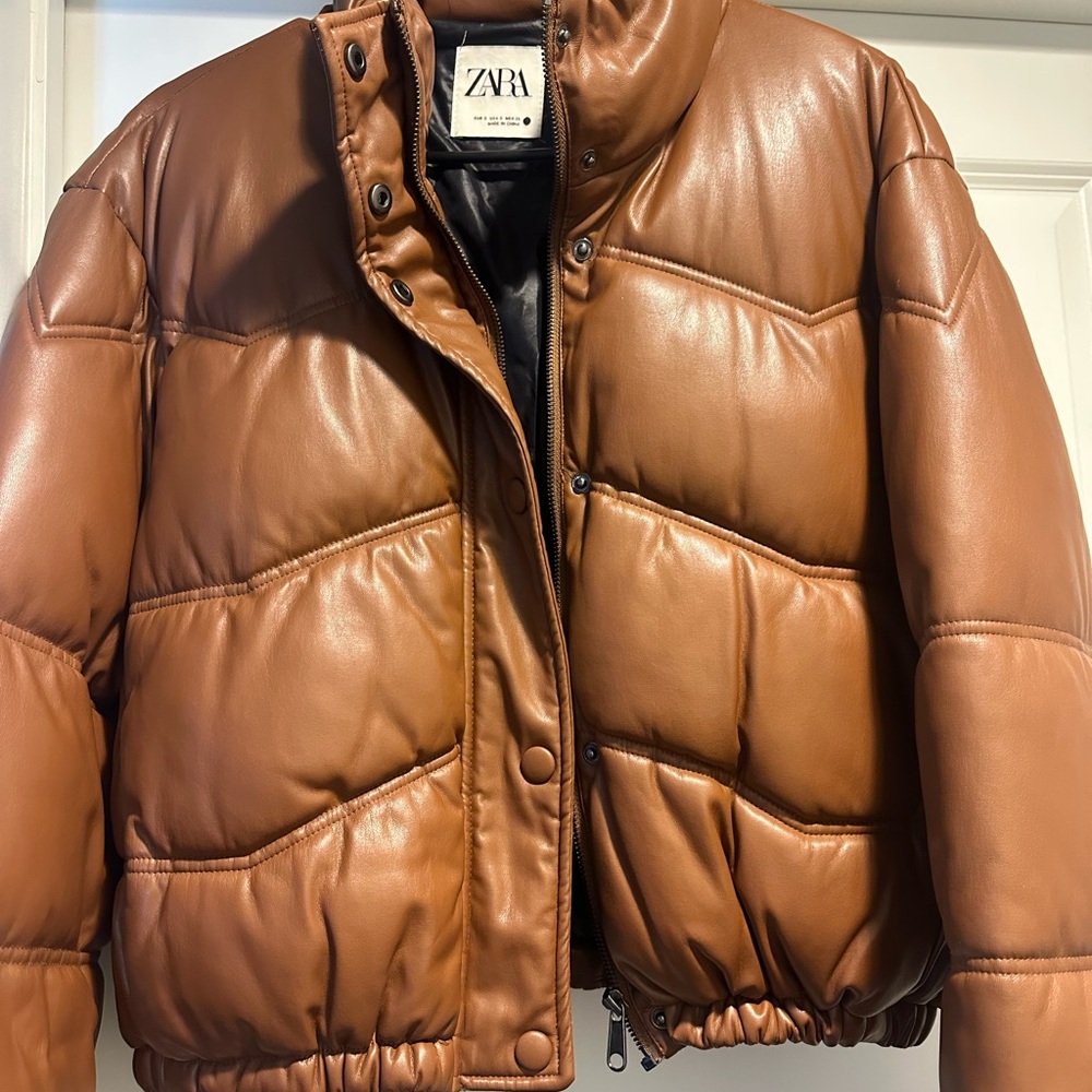 Zara Women's Brown Puffer Jacket